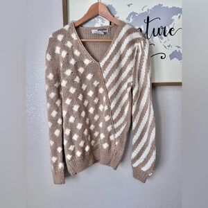 Gorgeous Chantelle Acrylic Angora Nylon sweater